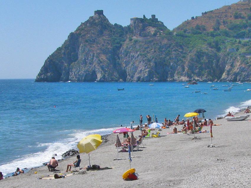 Hotel Marabel SantʼAlessio Siculo Buitenkant foto