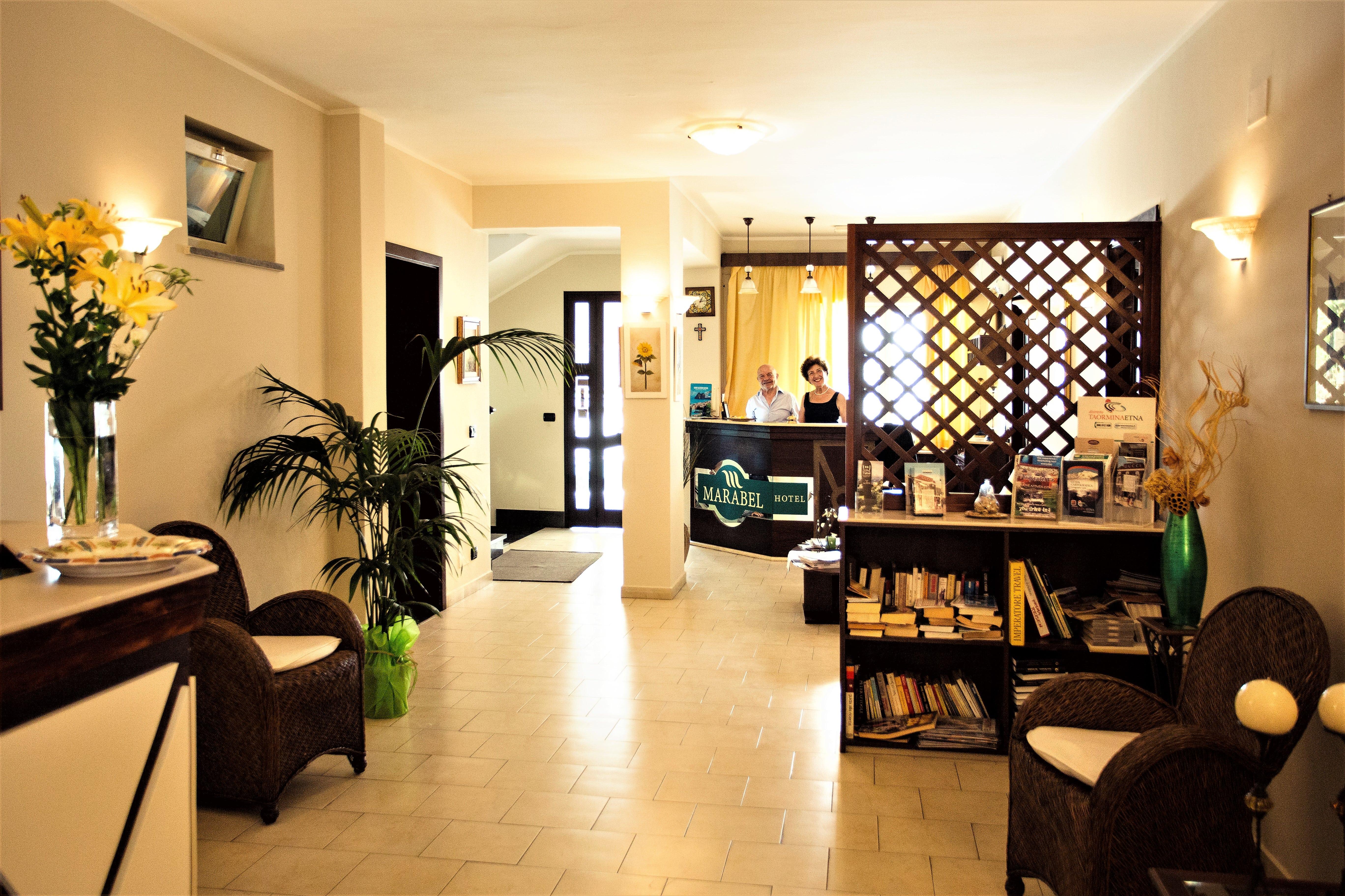 Hotel Marabel SantʼAlessio Siculo Buitenkant foto